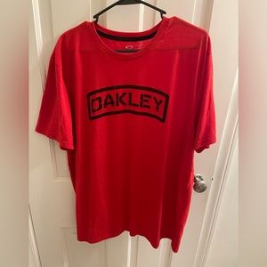 men’s oakley tee